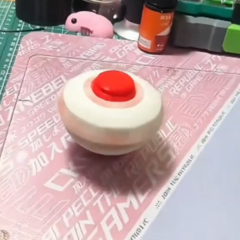 カスタマイズ可能なカラーのプッシュボール回転式フィジェットス - 3D Printing Fidget Toys のレビューと価格
